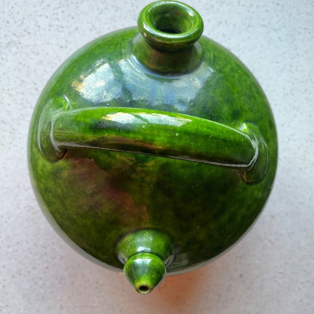 Handcrafted Green Glazed & Terracotta Clay French Gargoulette Confit Oil Jug - Picture 7 of 12